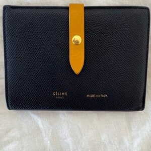Celine Bicolor Medium Strap Wallet. Old Céline